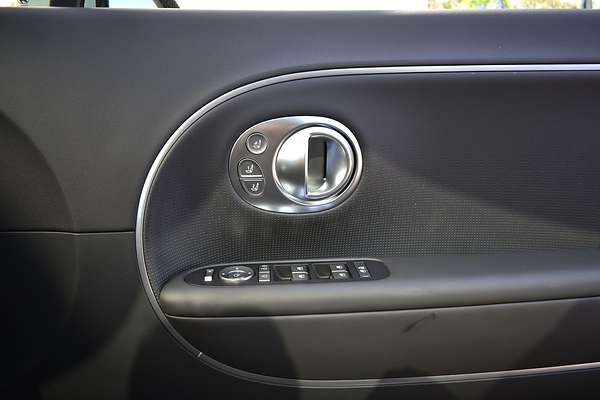 2025 Hyundai IONIQ 9 Calligraphy ME.V1