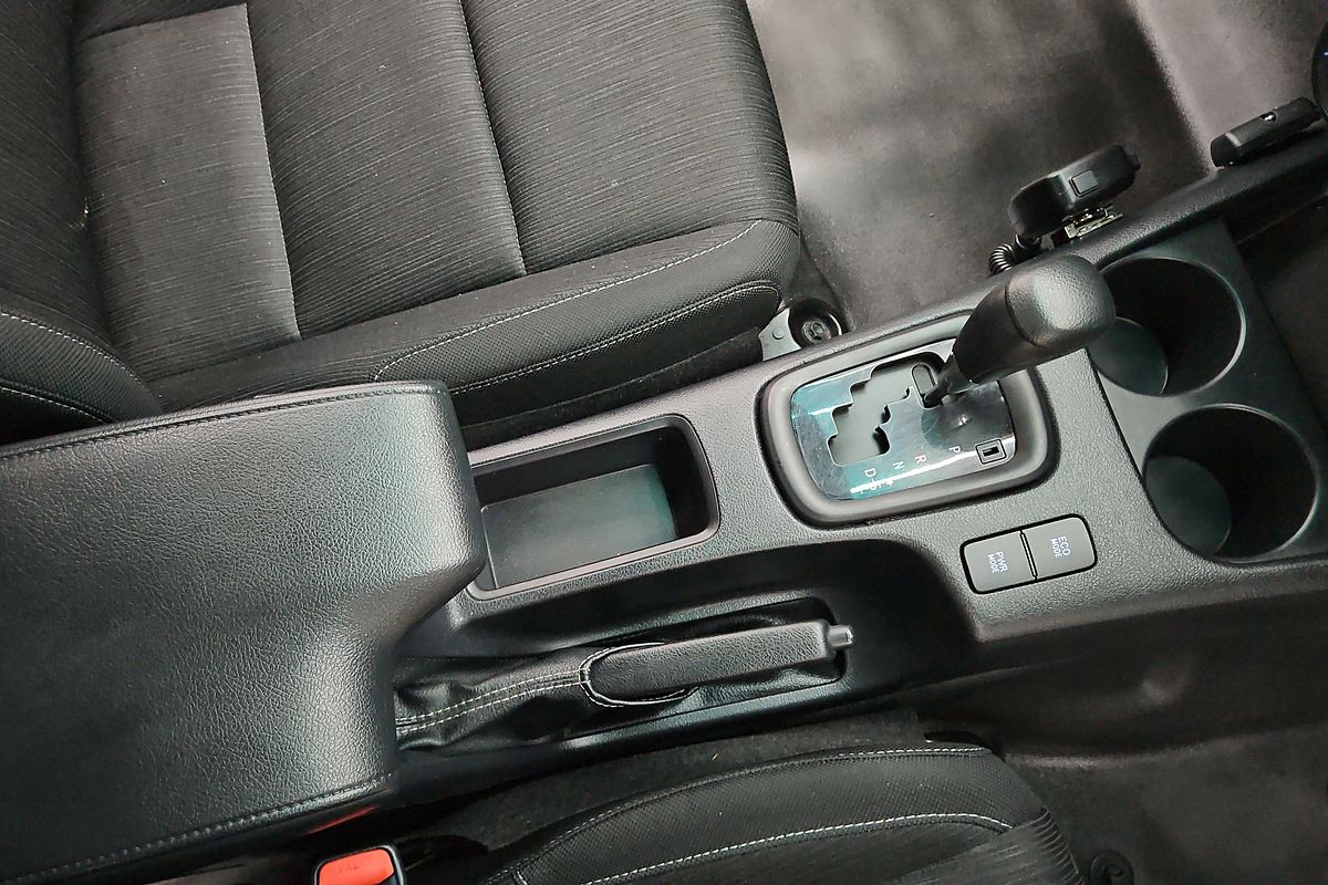 2018 Toyota Hilux SR GUN126R 4X4