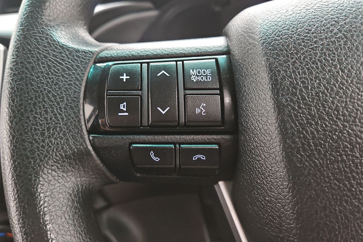 2018 Toyota Hilux SR GUN126R 4X4