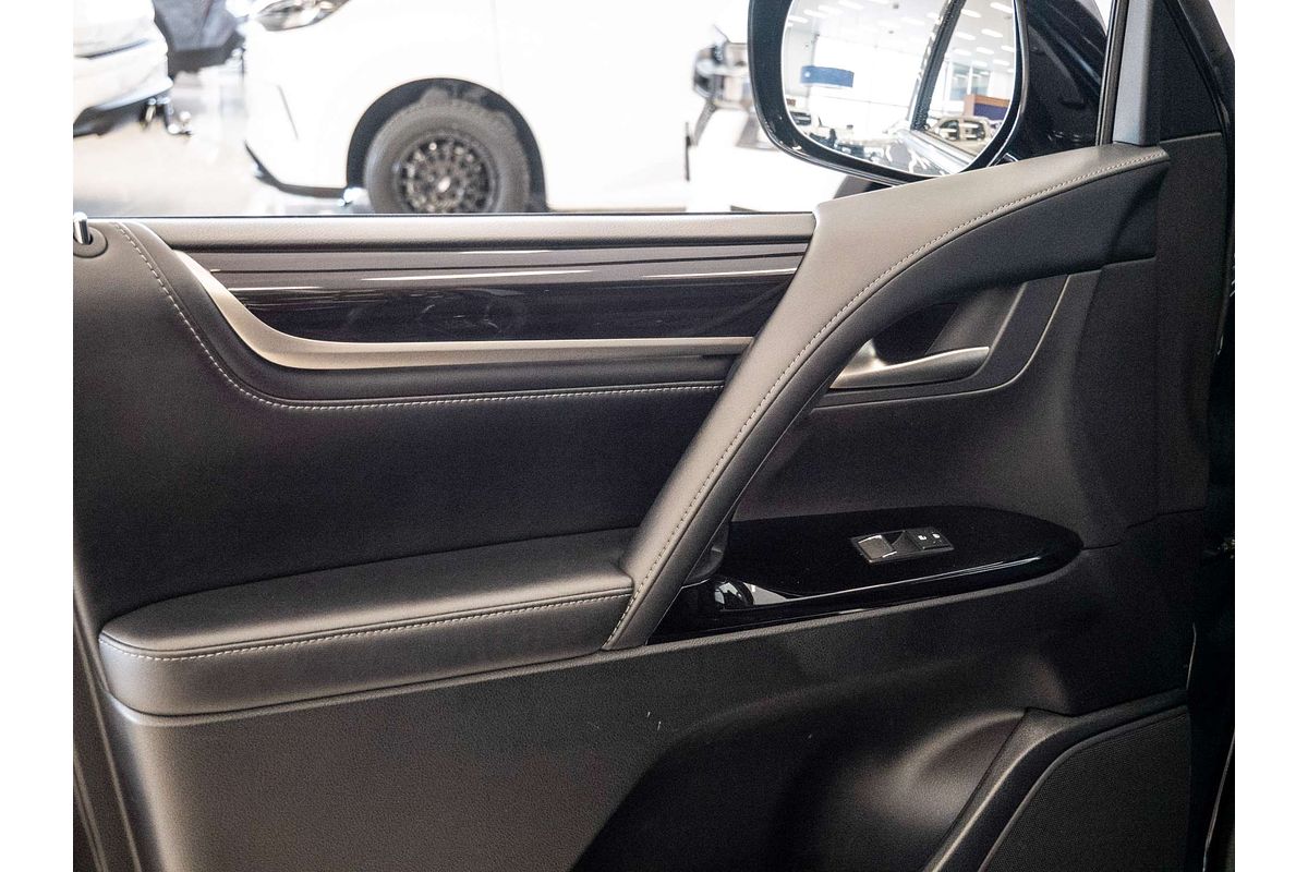 2020 Lexus LX LX450d VDJ201R