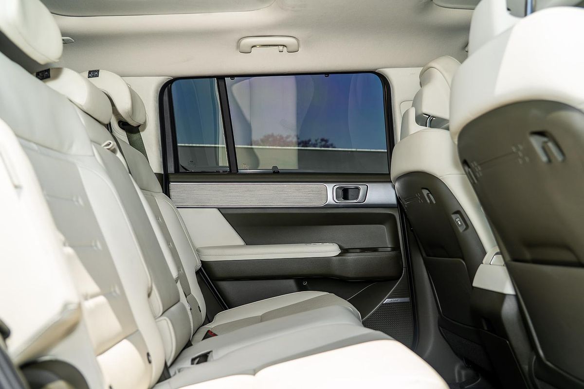 2024 Hyundai Santa Fe Hybrid Calligraphy MX5.V1