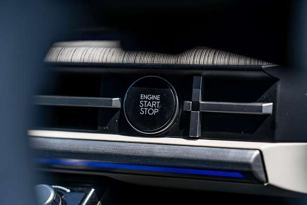 2024 Hyundai Santa Fe Hybrid Calligraphy MX5.V1