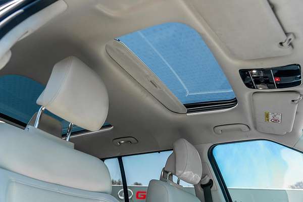 2024 Hyundai Santa Fe Hybrid Calligraphy MX5.V1