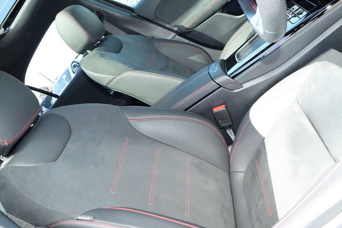 2024 Mercedes-Benz A-Class A250 V177
