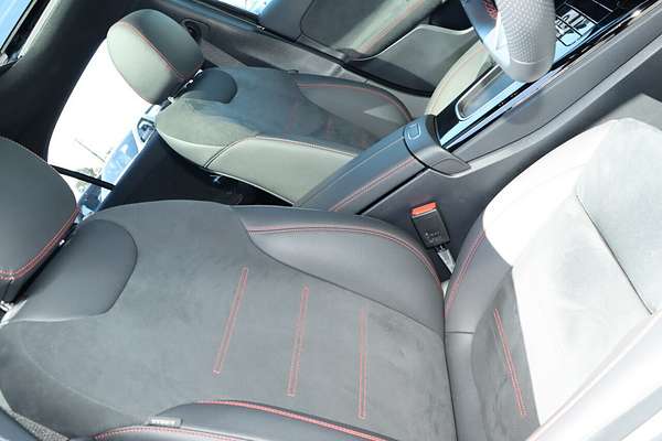 2024 Mercedes-Benz A-Class A250 V177