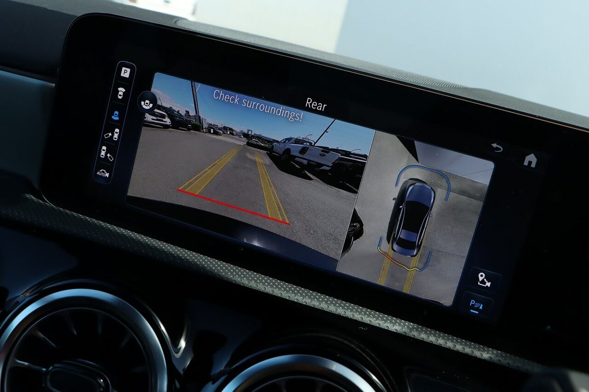 2024 Mercedes-Benz A-Class A250 V177