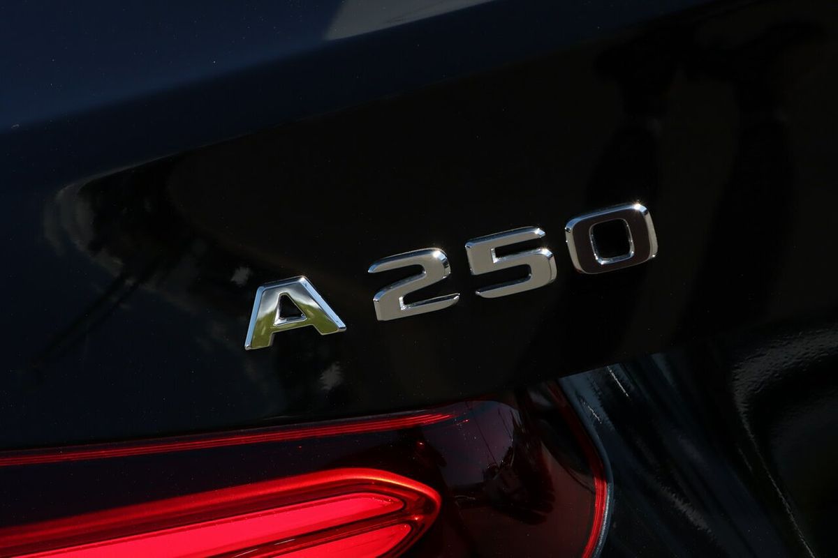 2024 Mercedes-Benz A-Class A250 V177