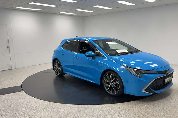 2018 Toyota Corolla ZR Hybrid ZWE211R