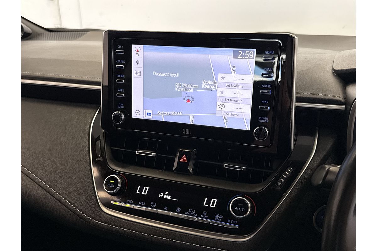 2018 Toyota Corolla ZR Hybrid ZWE211R