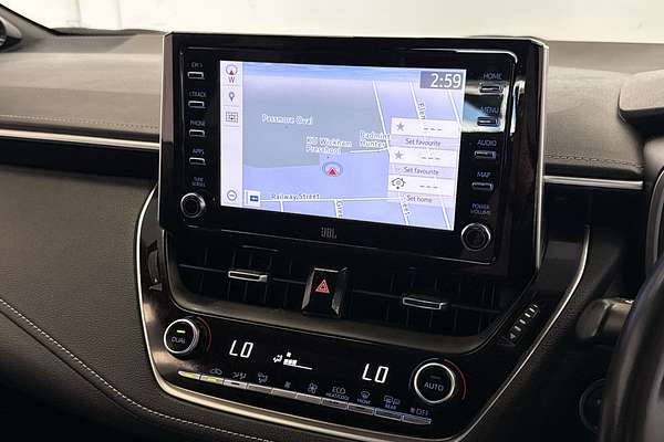 2018 Toyota Corolla ZR Hybrid ZWE211R