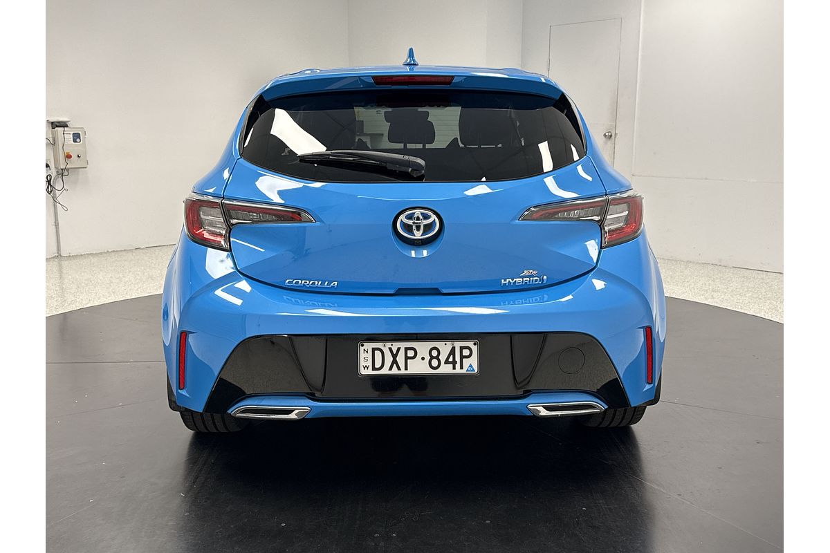 2018 Toyota Corolla ZR Hybrid ZWE211R