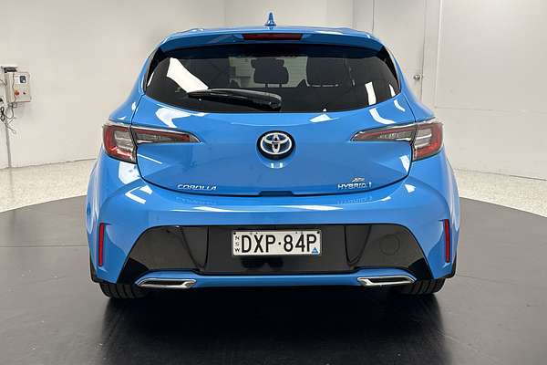 2018 Toyota Corolla ZR Hybrid ZWE211R