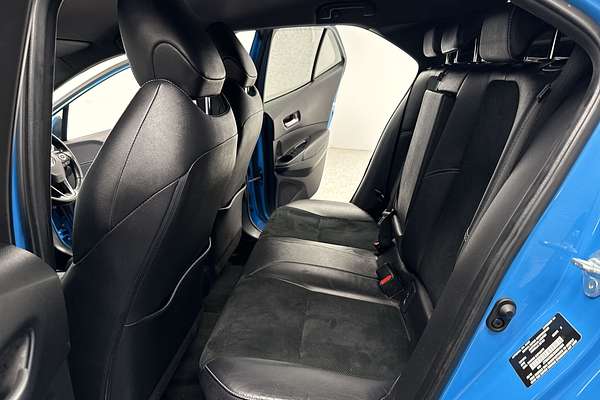 2018 Toyota Corolla ZR Hybrid ZWE211R