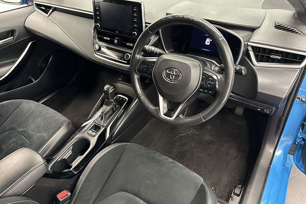 2018 Toyota Corolla ZR Hybrid ZWE211R