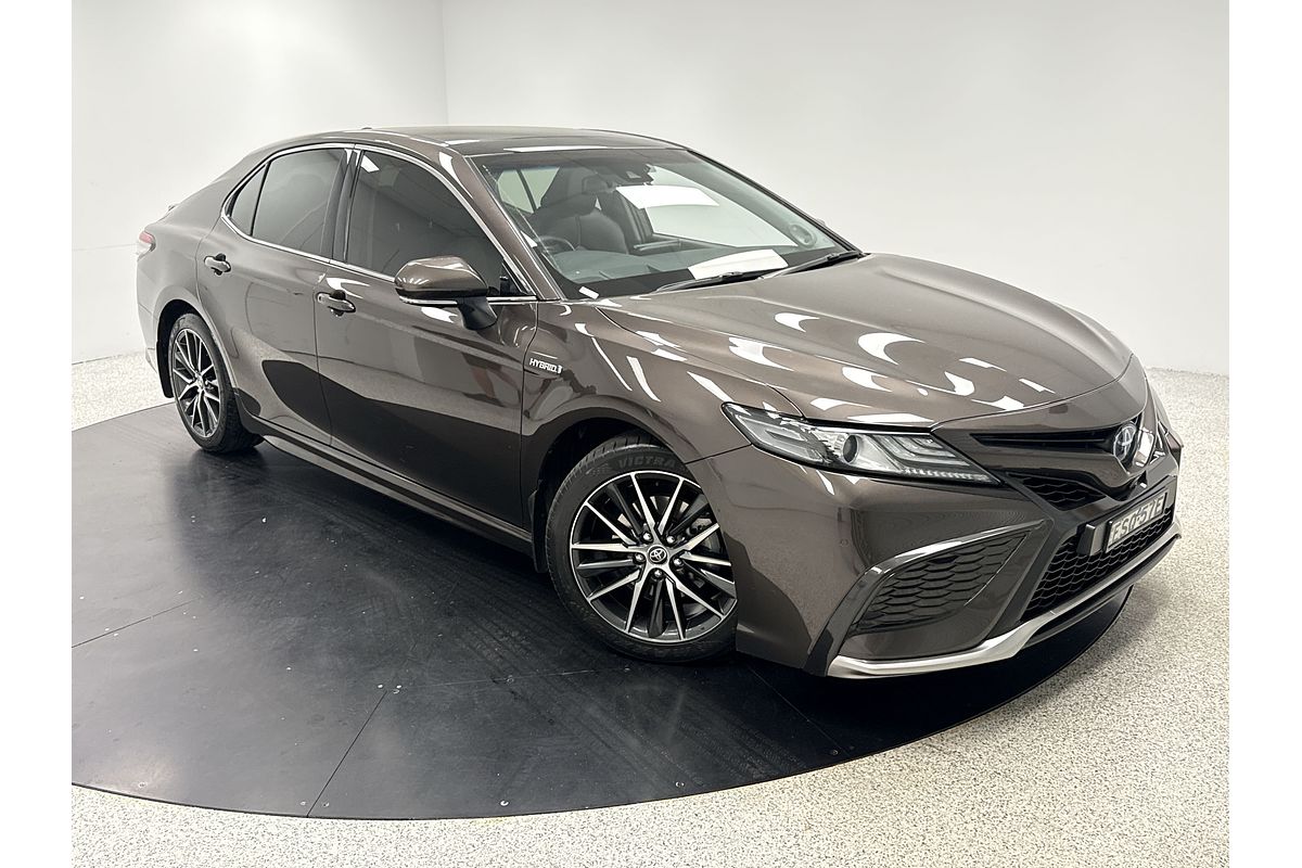 2022 Toyota Camry SL AXVH70R
