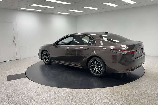 2022 Toyota Camry SL AXVH70R