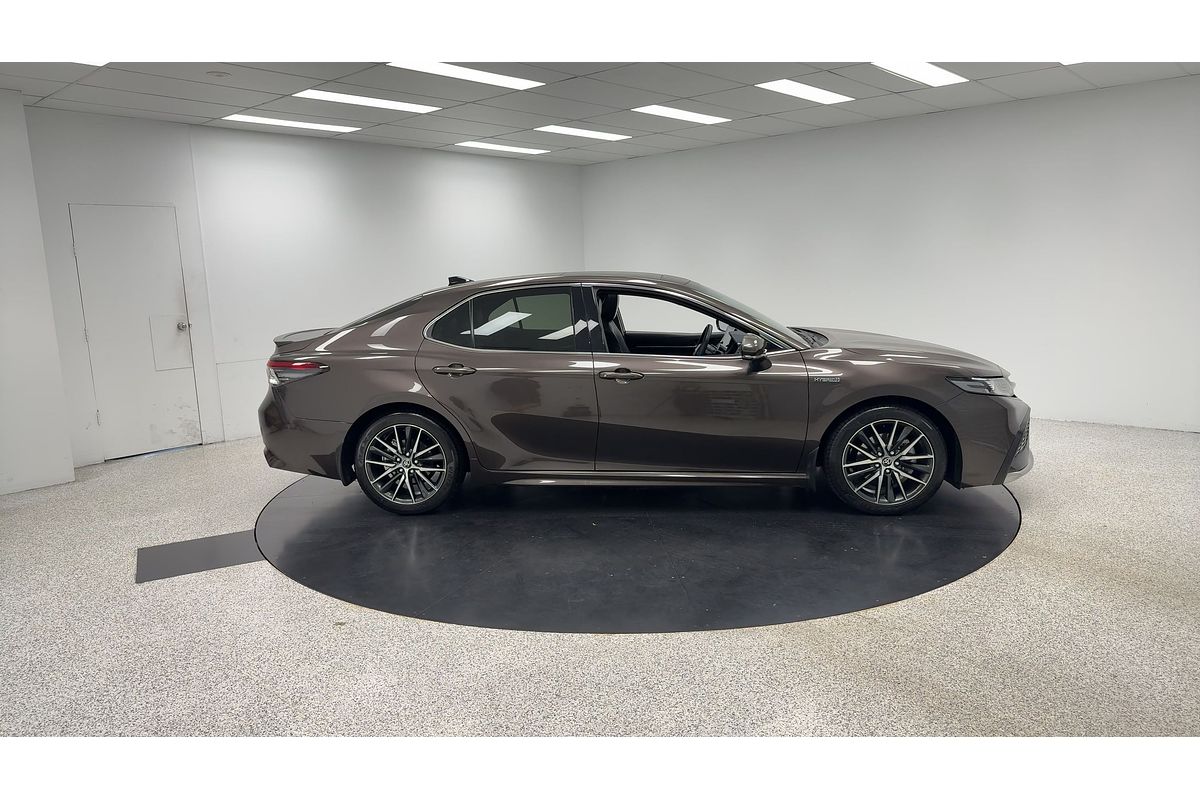 2022 Toyota Camry SL AXVH70R