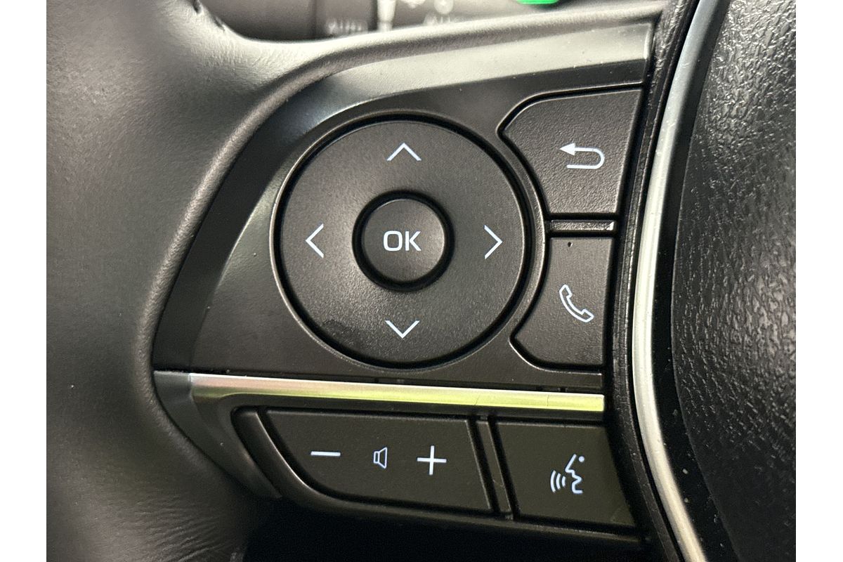 2022 Toyota Camry SL AXVH70R