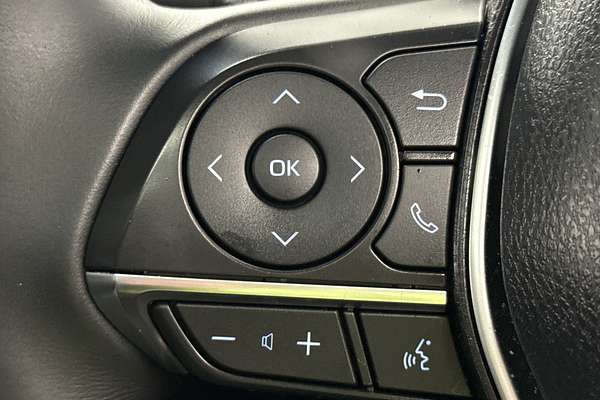 2022 Toyota Camry SL AXVH70R