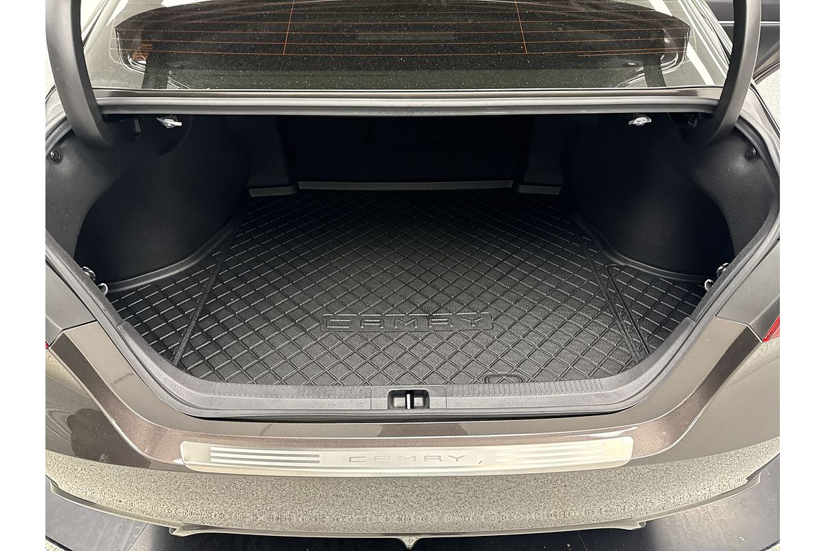 2022 Toyota Camry SL AXVH70R