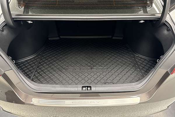 2022 Toyota Camry SL AXVH70R