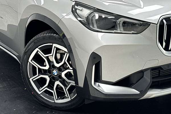 2023 BMW X1 xDrive20i U11