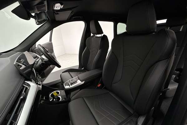 2023 BMW X1 xDrive20i U11