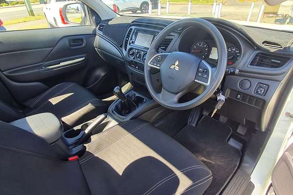 2019 Mitsubishi Triton GLX MR Rear Wheel Drive