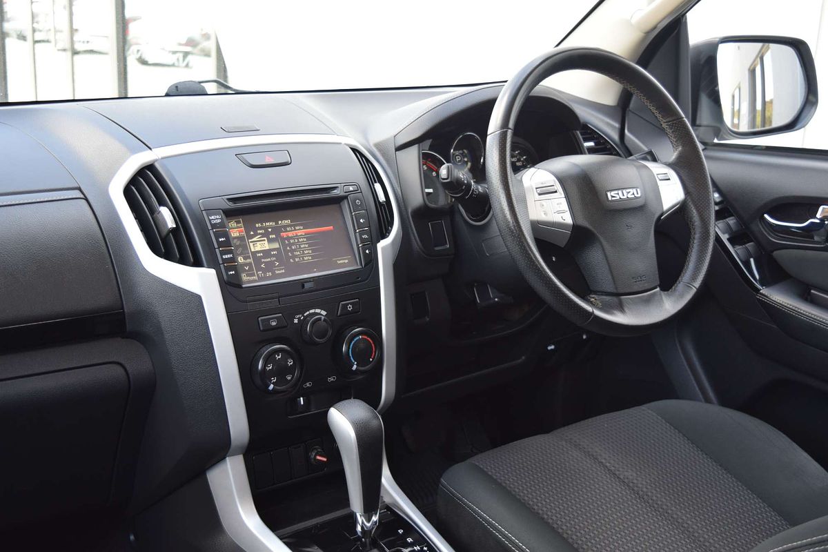 2021 Isuzu MU-X LS-M