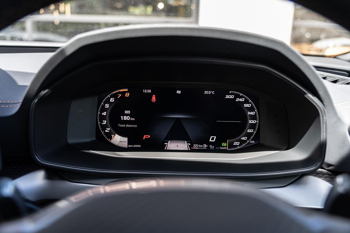 2025 CUPRA Leon VZx KL