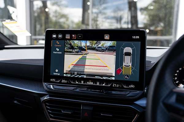 2025 CUPRA Leon VZx KL