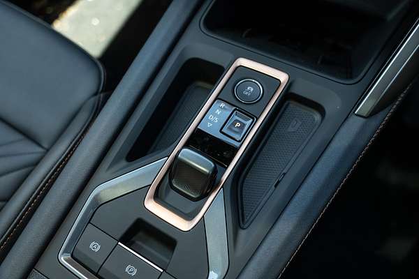 2025 CUPRA Leon VZx KL