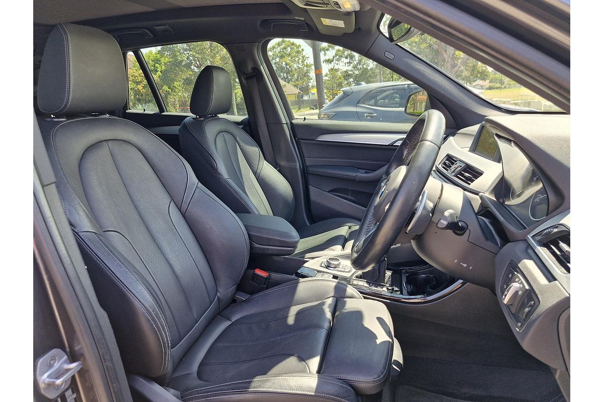 2017 BMW X1 sDrive20i F48