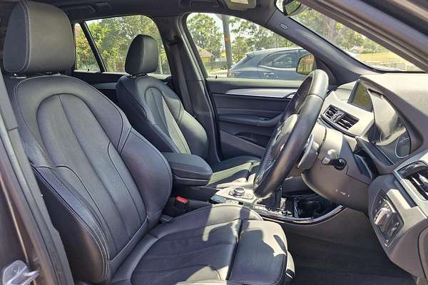 2017 BMW X1 sDrive20i F48