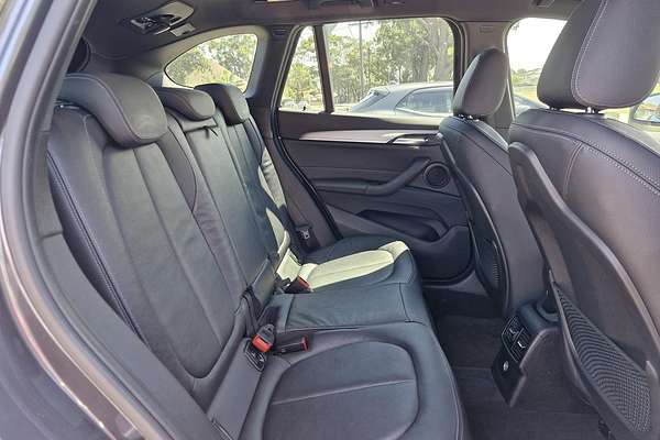 2017 BMW X1 sDrive20i F48