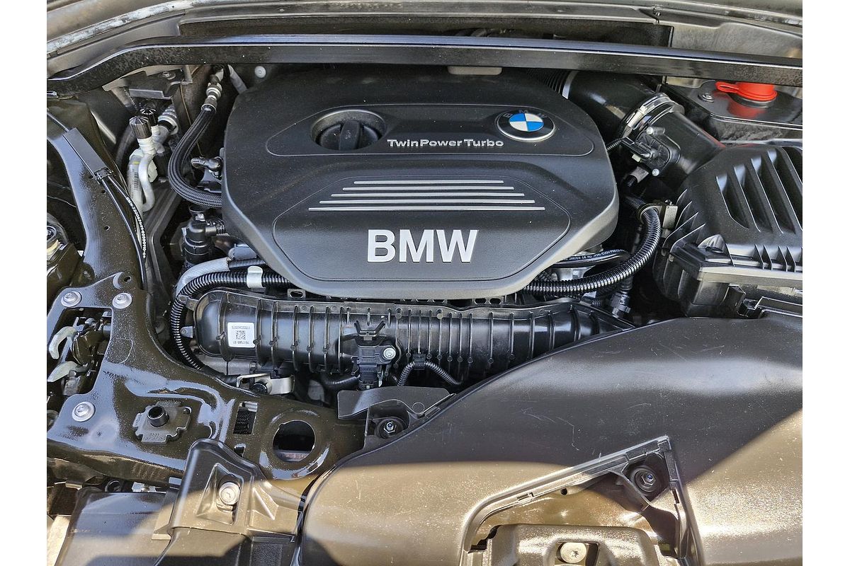 2017 BMW X1 sDrive20i F48