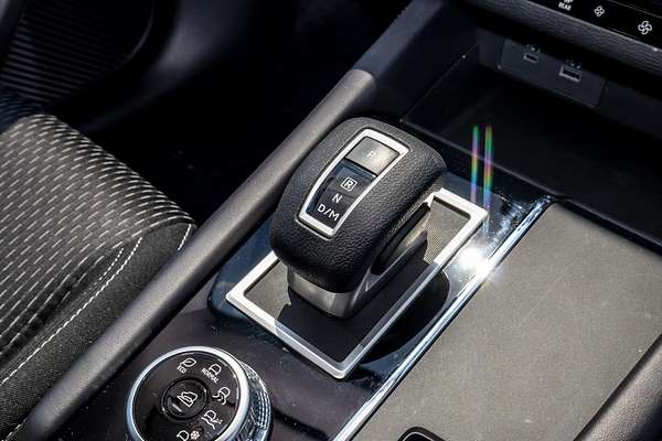 2023 Mitsubishi Outlander ES ZM