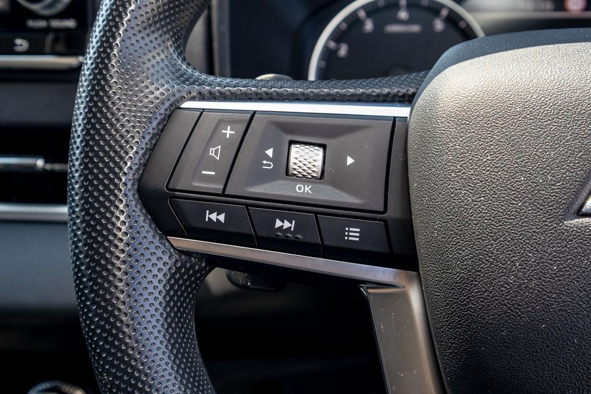 2023 Mitsubishi Outlander ES ZM