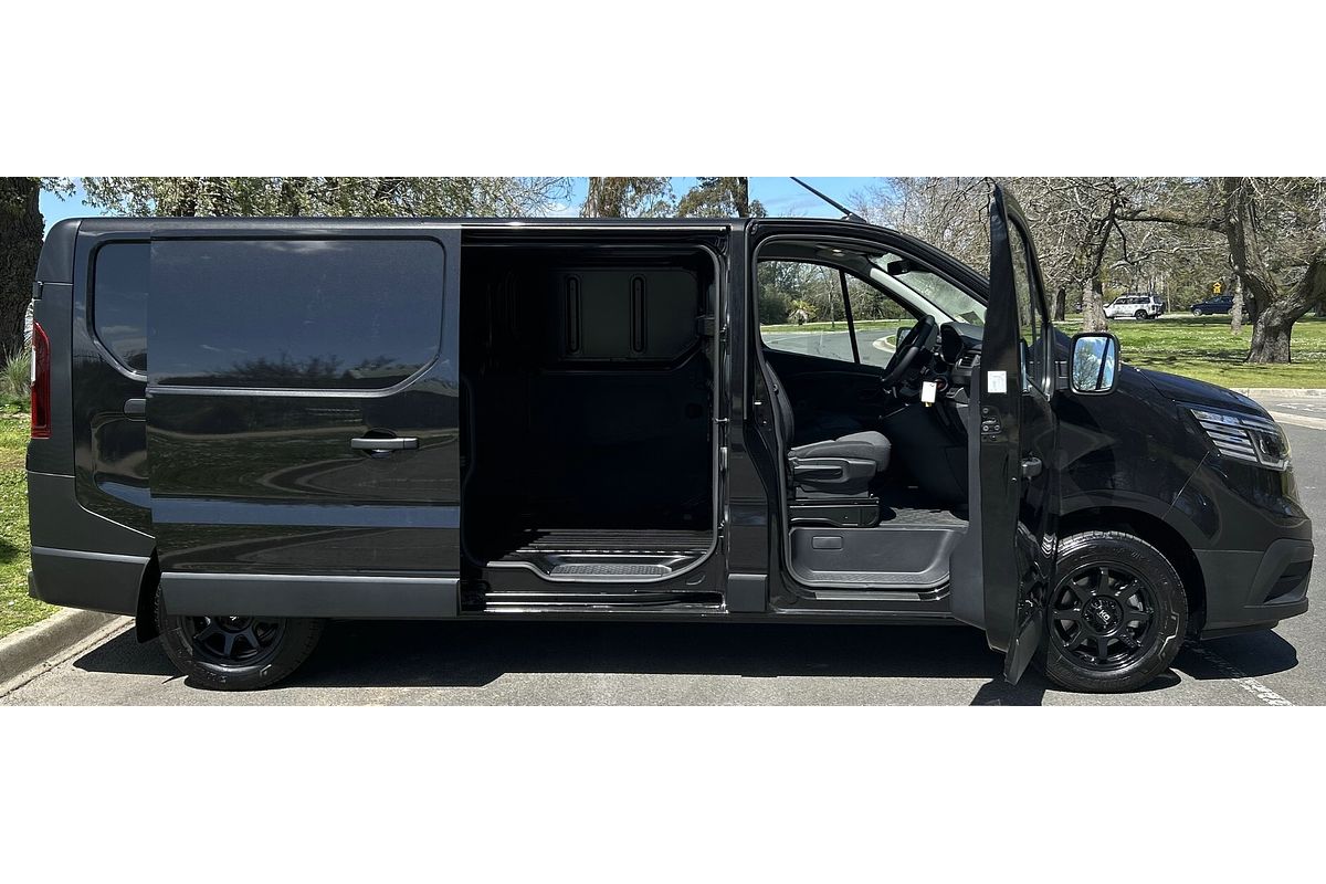 2025 Renault Trafic Pro X82 LWB Low Roof