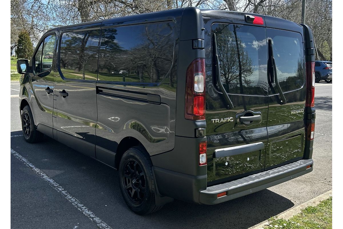 2025 Renault Trafic Pro X82 LWB Low Roof