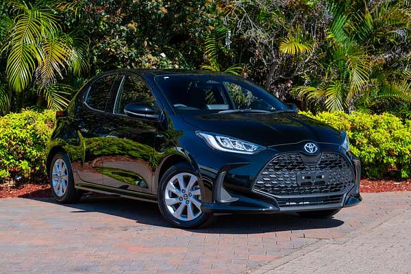 2025 Toyota Yaris SX Hybrid MXPH10R