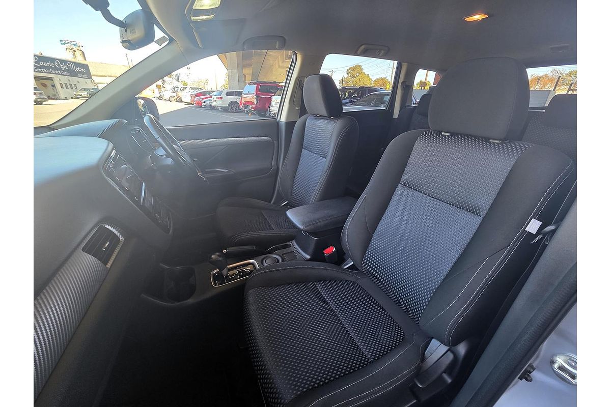 2016 Mitsubishi Outlander LS ZK