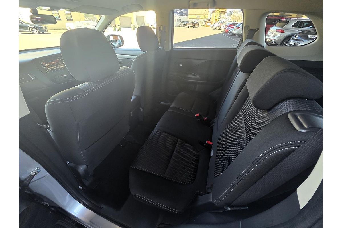 2016 Mitsubishi Outlander LS ZK