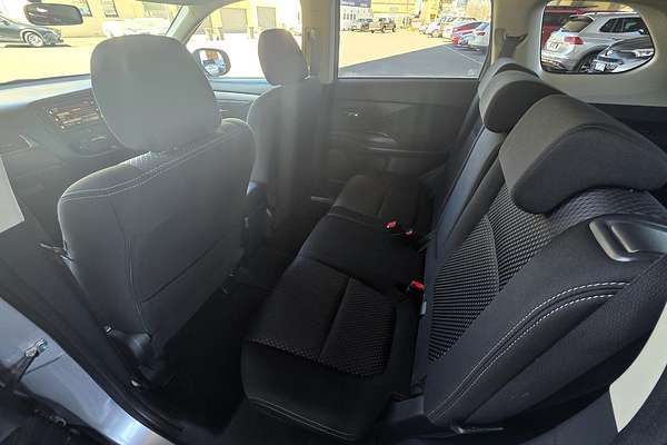 2016 Mitsubishi Outlander LS ZK