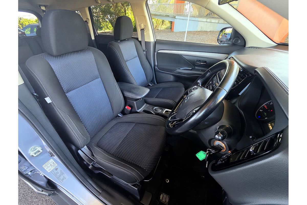 2016 Mitsubishi Outlander LS ZK
