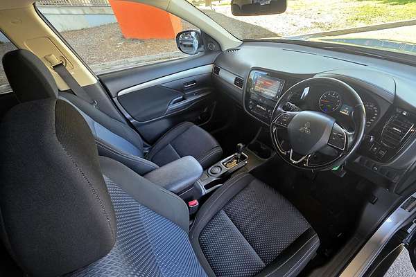 2016 Mitsubishi Outlander LS ZK