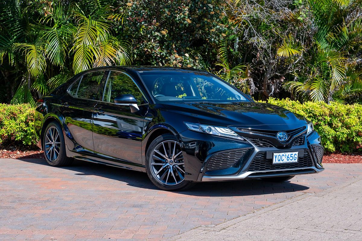 2023 Toyota Camry SL AXVH70R