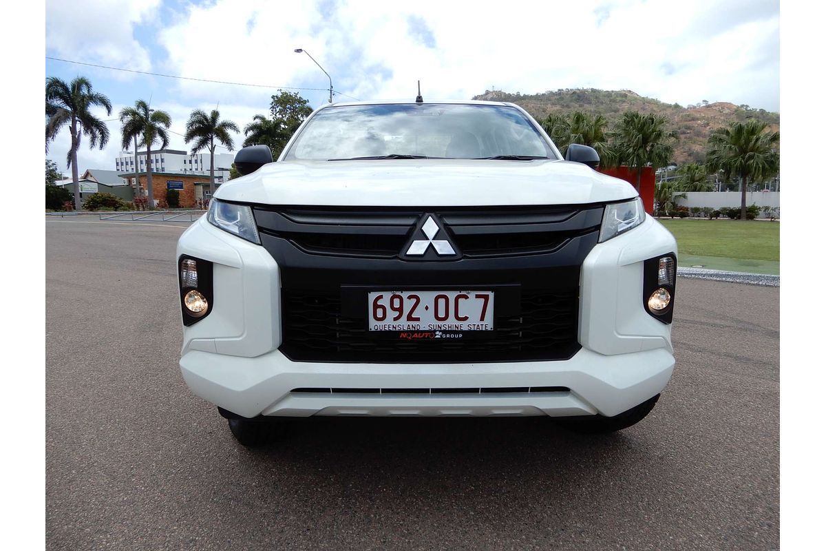 2021 Mitsubishi Triton GLX MR 4X4