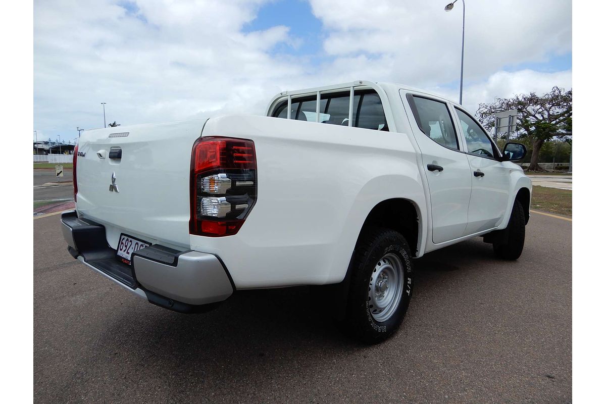 2021 Mitsubishi Triton GLX MR 4X4