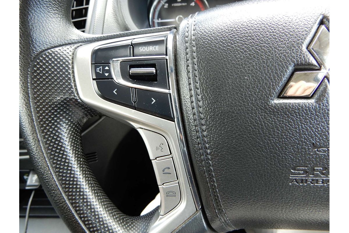 2021 Mitsubishi Triton GLX MR 4X4